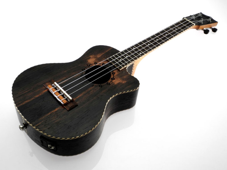 Ukulele tenorowe hebanowe elektroakustyczne