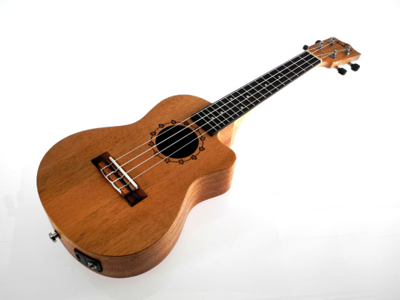 Ukulele koncertowe mahoniowe elektroakustyczne
