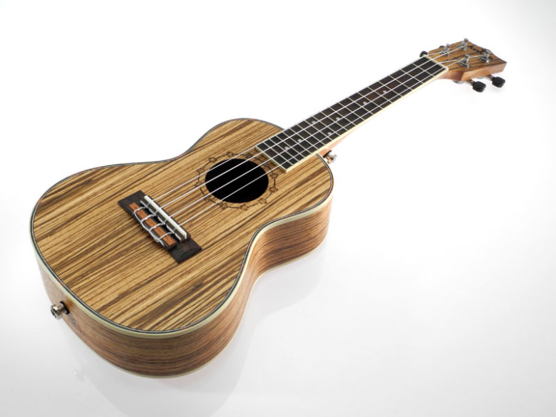 Ukulele koncertowe zebrano