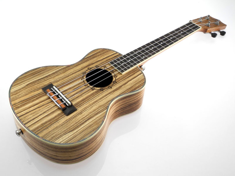 Ukulele tenorowe zebrano